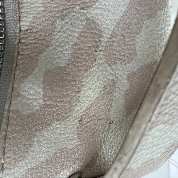 Betsey Johnson Kitsch Dog Mini Backpack Cream Purse BM20740 - Picture 7 of 9